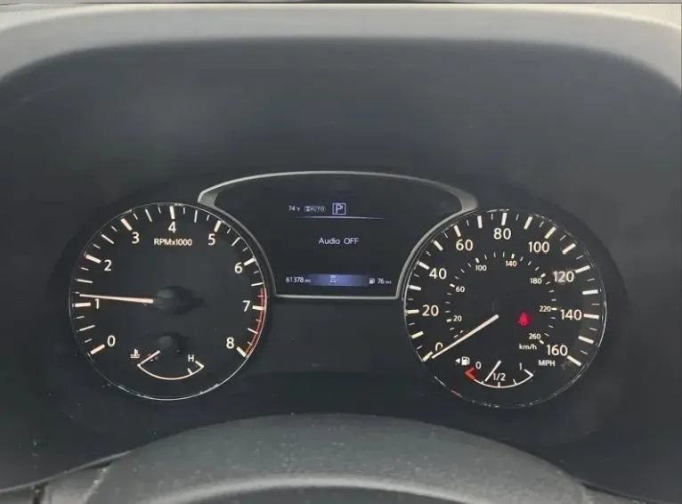 Used 2020 Nissan Pathfinder S AWD/4WD image 17