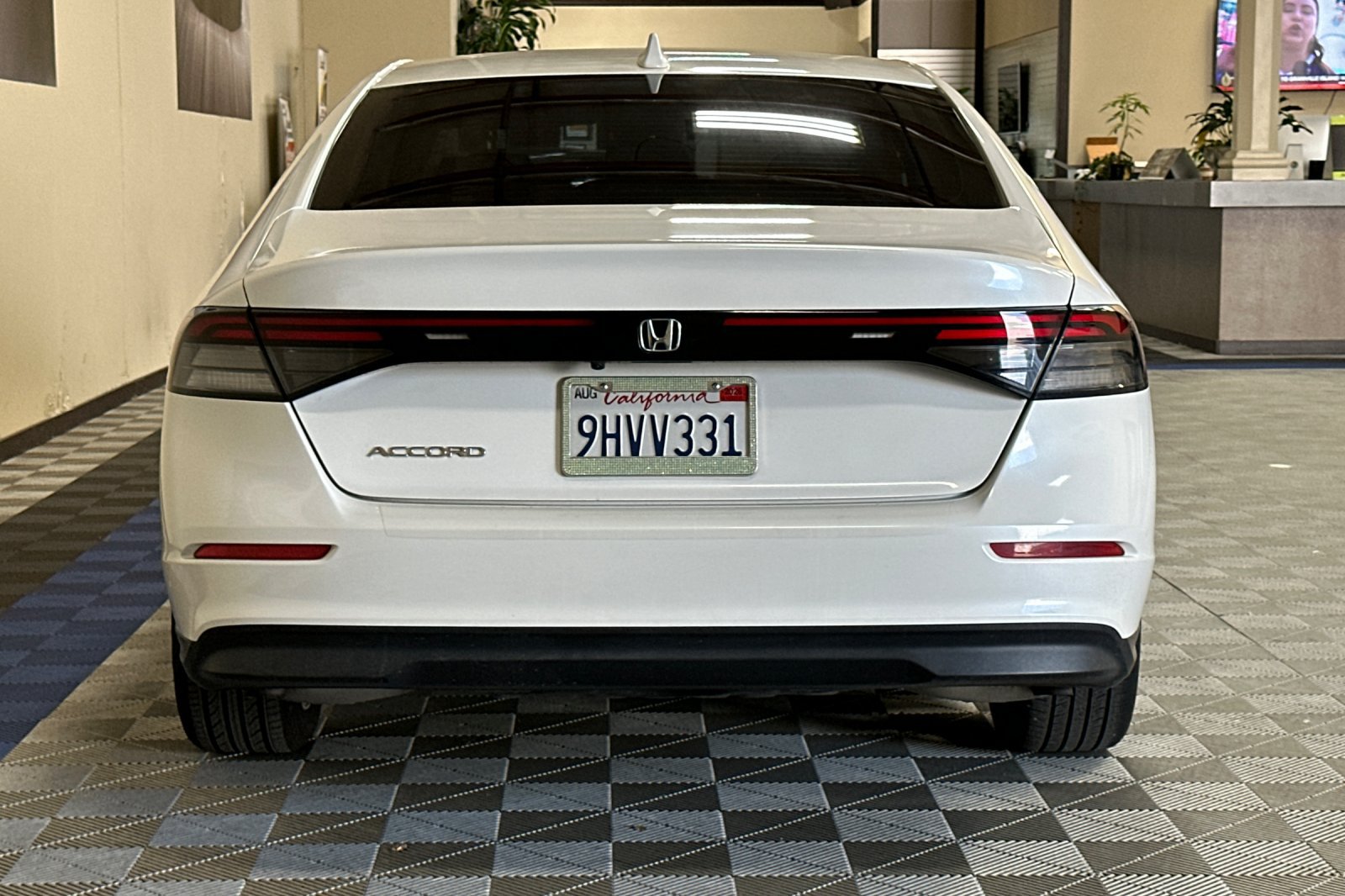 Used 2023 Honda Accord LX image 5