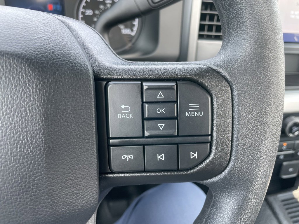 New 2025 Ford F550 4x4 Regular Cab Super Duty image 23