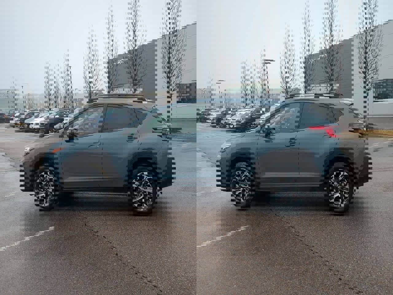 Certified 2024 Subaru Crosstrek 2.0i Premium w/ Popular Package #4 image 3