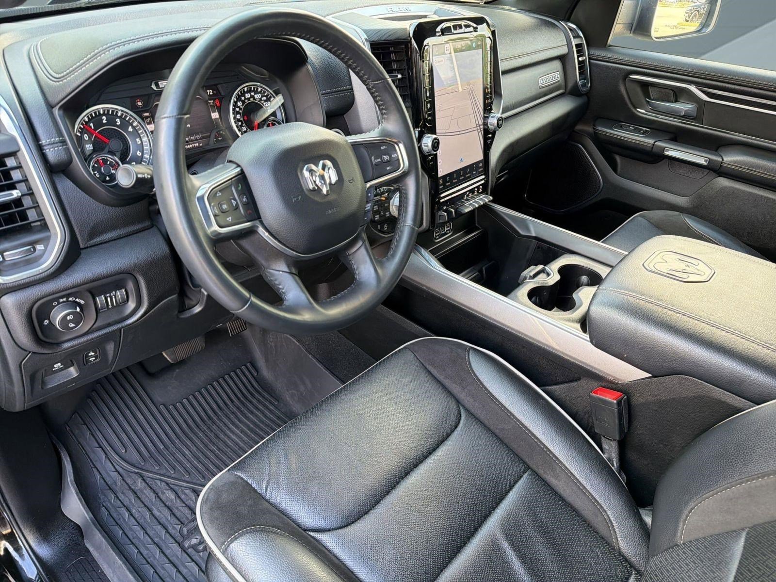 Used 2024 RAM 1500 Laramie AWD/4WD image 4