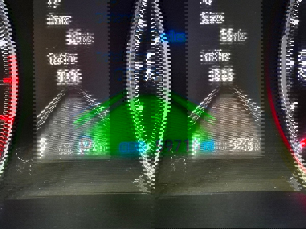 Used 2022 Toyota RAV4 XLE image 17