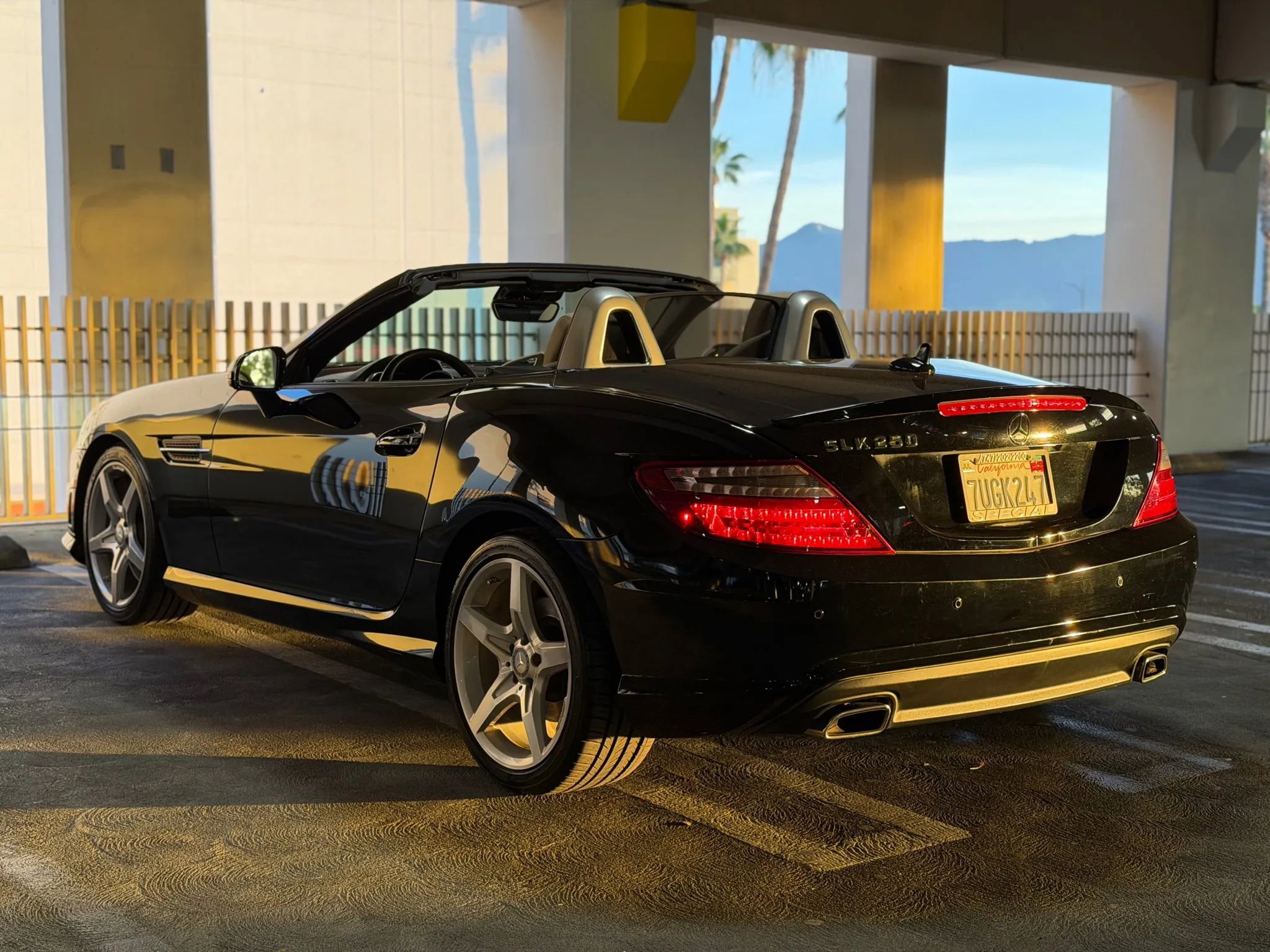 Used 2014 Mercedes-Benz SLK 250 w/ Sport Package image 3