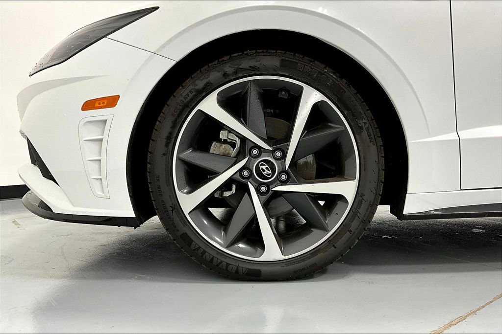 Used 2023 Hyundai Sonata SEL Plus image 11