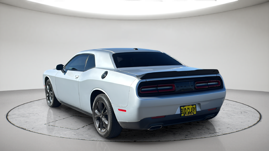 Used 2020 Dodge Challenger SXT w/ Driver Convenience Group AWD/4WD image 22