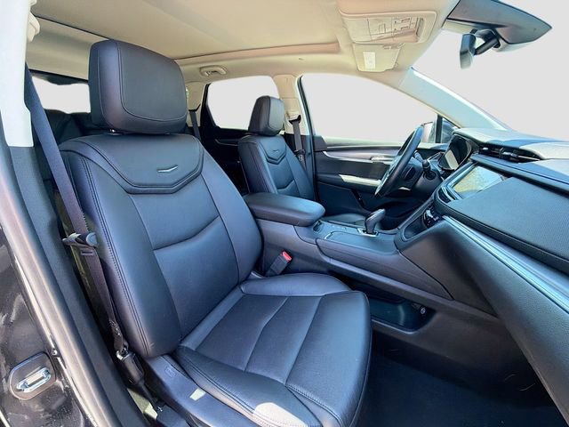 Used 2019 Cadillac XT5 Premium Luxury AWD/4WD image 16