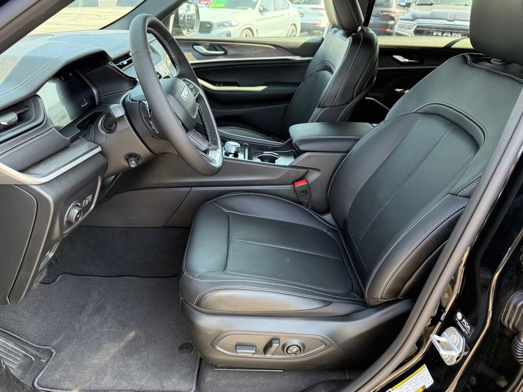 New 2026 Jeep Grand Cherokee Limited Reserve image 19