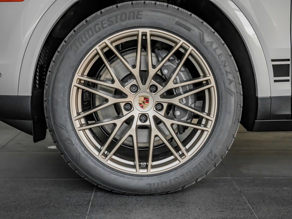 New 2026 Porsche Cayenne AWD/4WD image 11