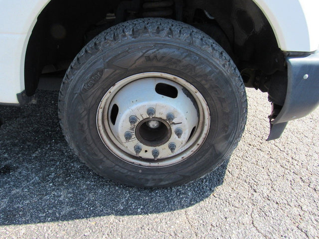 Used 2018 Ford F350 XL w/ Power Equipment Group RWD image 10