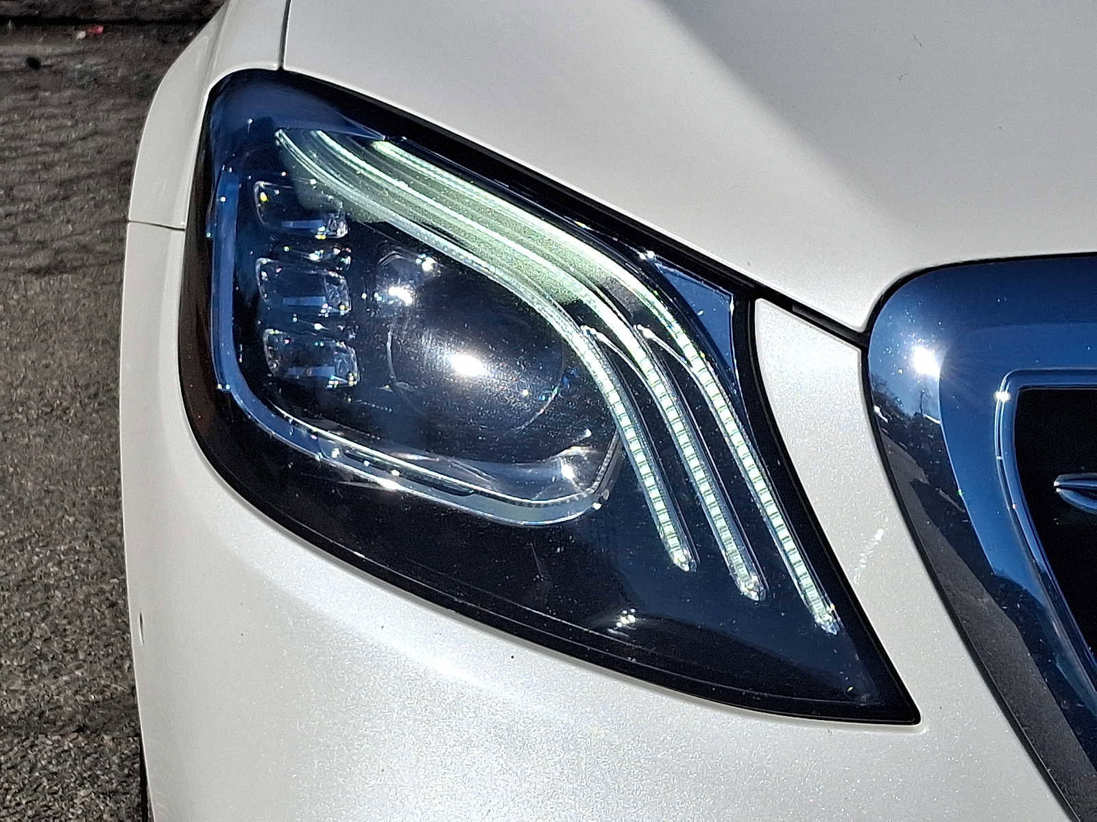 Used 2019 Mercedes-Benz S 560 4MATIC Sedan image 9