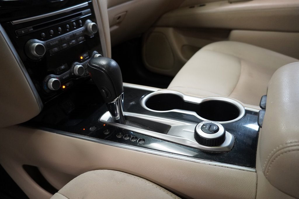 Used 2019 Nissan Pathfinder SV image 20