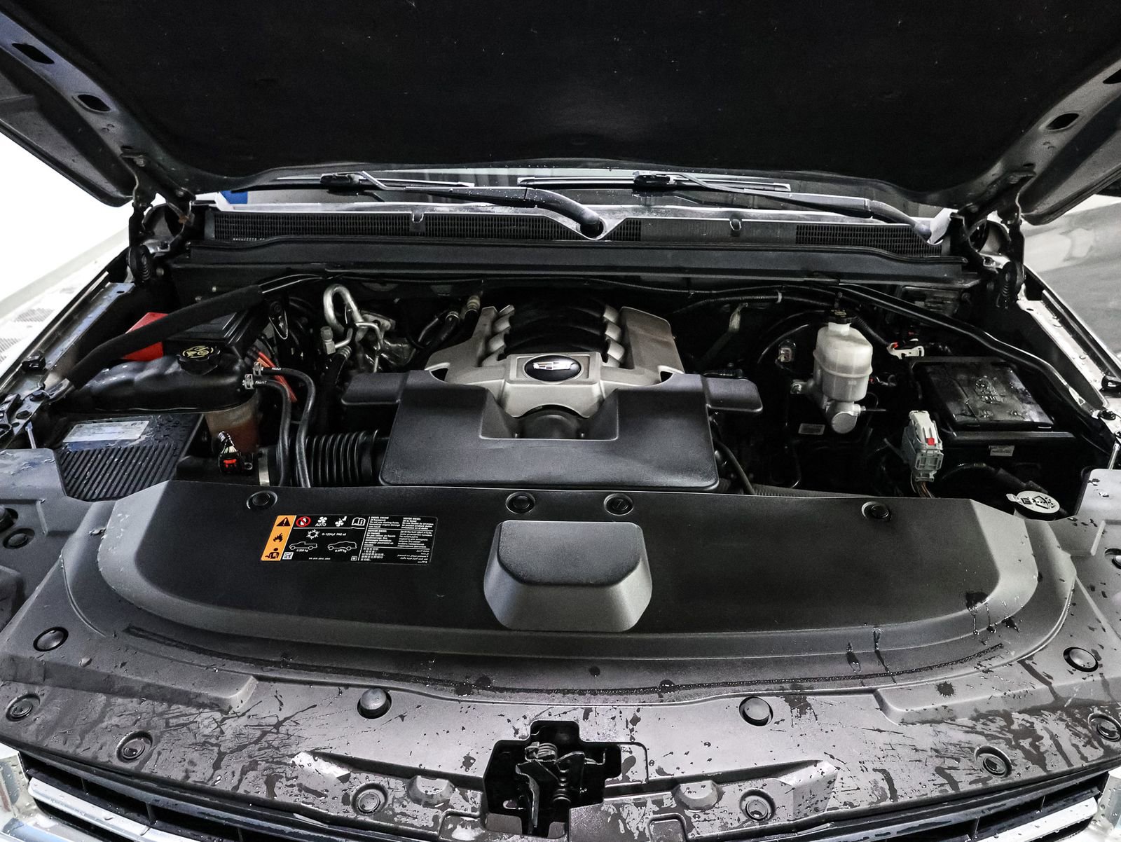 Used 2019 Cadillac Escalade ESV Platinum image 17