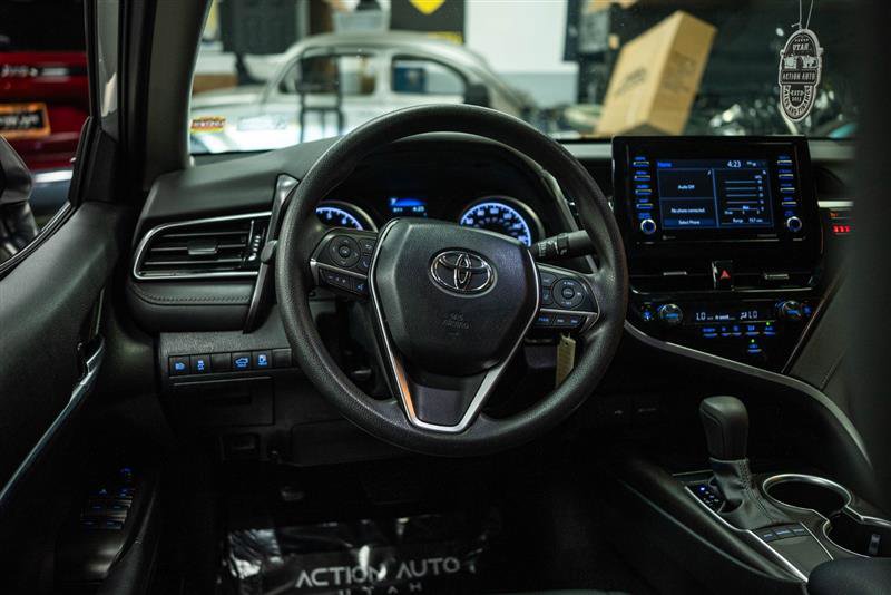 Used 2023 Toyota Camry LE image 16