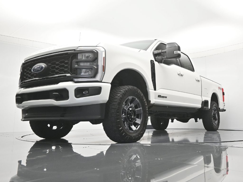 Used 2024 Ford F250 Lariat w/ Sport Appearance Package AWD/4WD image 38