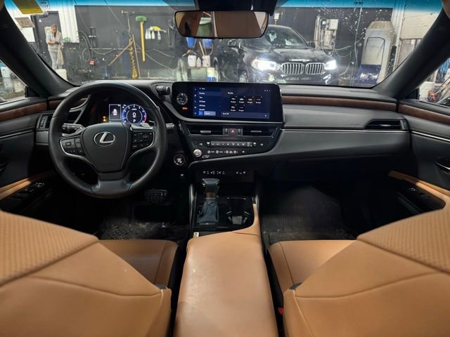 Used 2023 Lexus ES 350 w/ Premium Package image 24