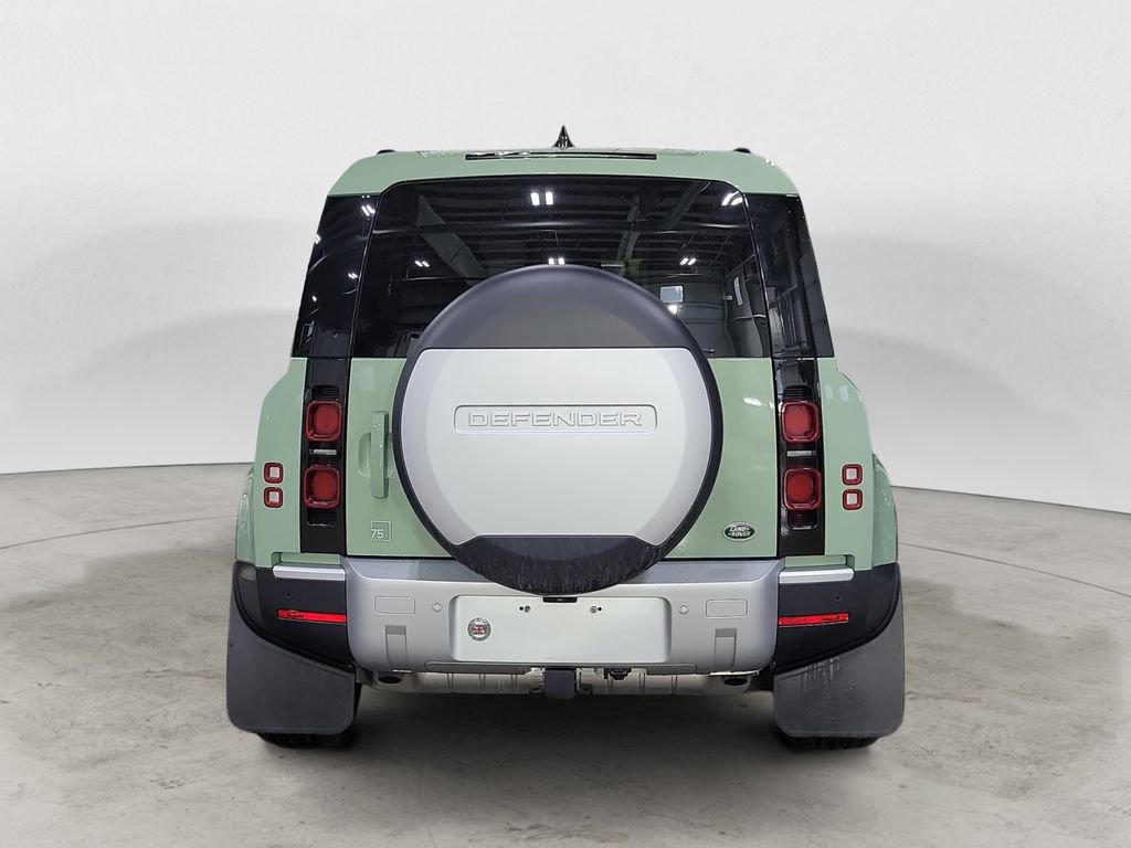 Used 2023 Land Rover Defender 110 75th Limited Edition image 4
