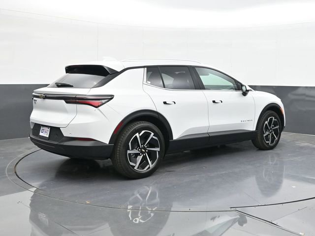 New 2026 Chevrolet Equinox EV LT image 14