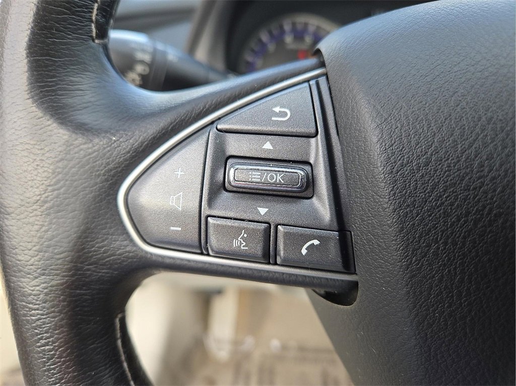 Used 2017 INFINITI Q50 3.0t Premium w/ Driver Assistance Package image 23