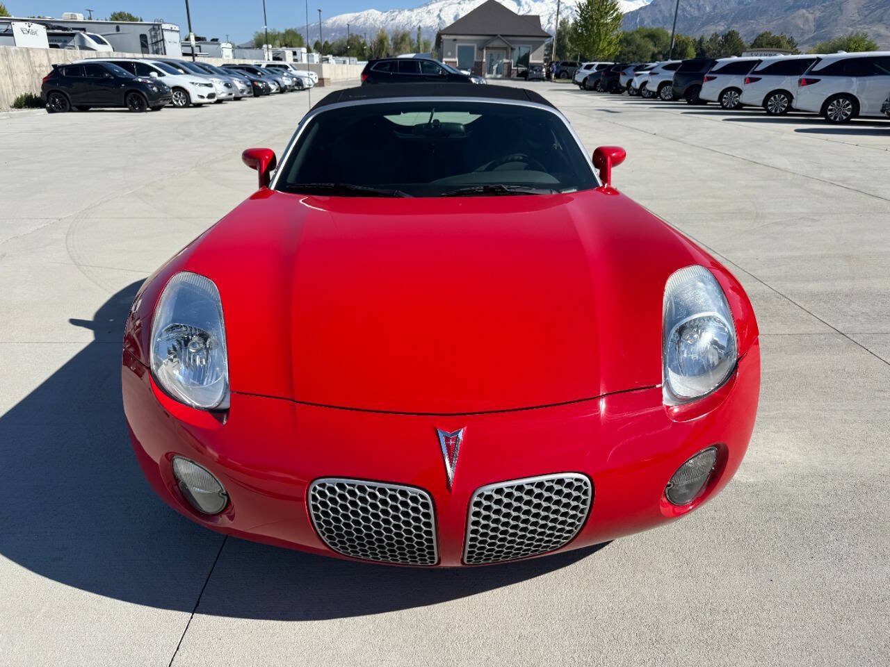 Used 2006 Pontiac Solstice Convertible w/ Power Package RWD image 16