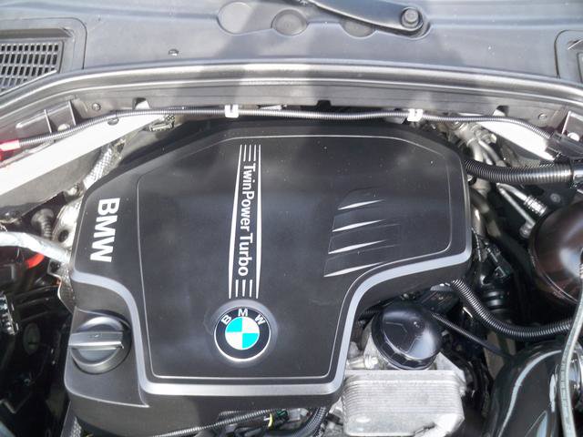 Used 2017 BMW X3 sDrive28i image 9