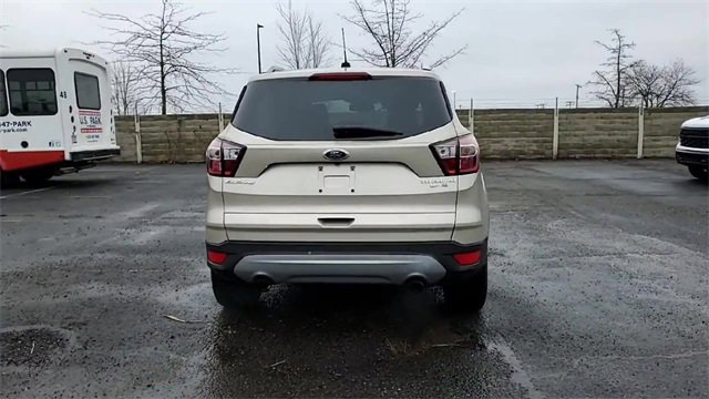 Used 2017 Ford Escape Titanium image 7