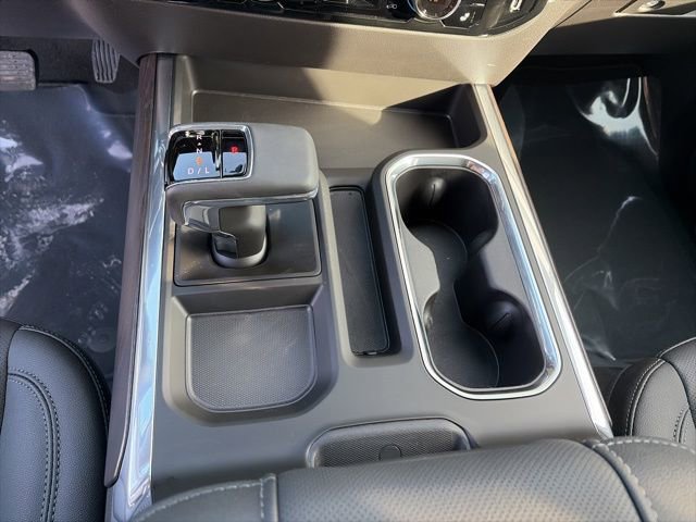 New 2026 GMC Sierra 1500 SLT w/ SLT Convenience Package image 24