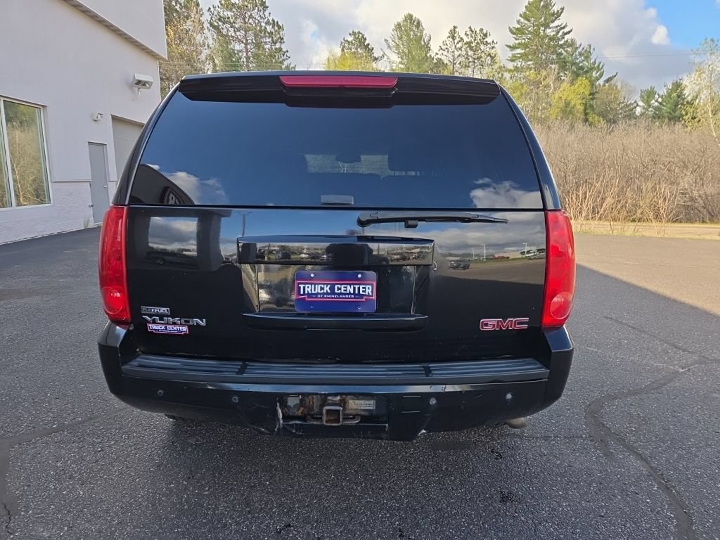 Used 2008 GMC Yukon SLT w/ SLT Preferred Equipment Group AWD/4WD image 4