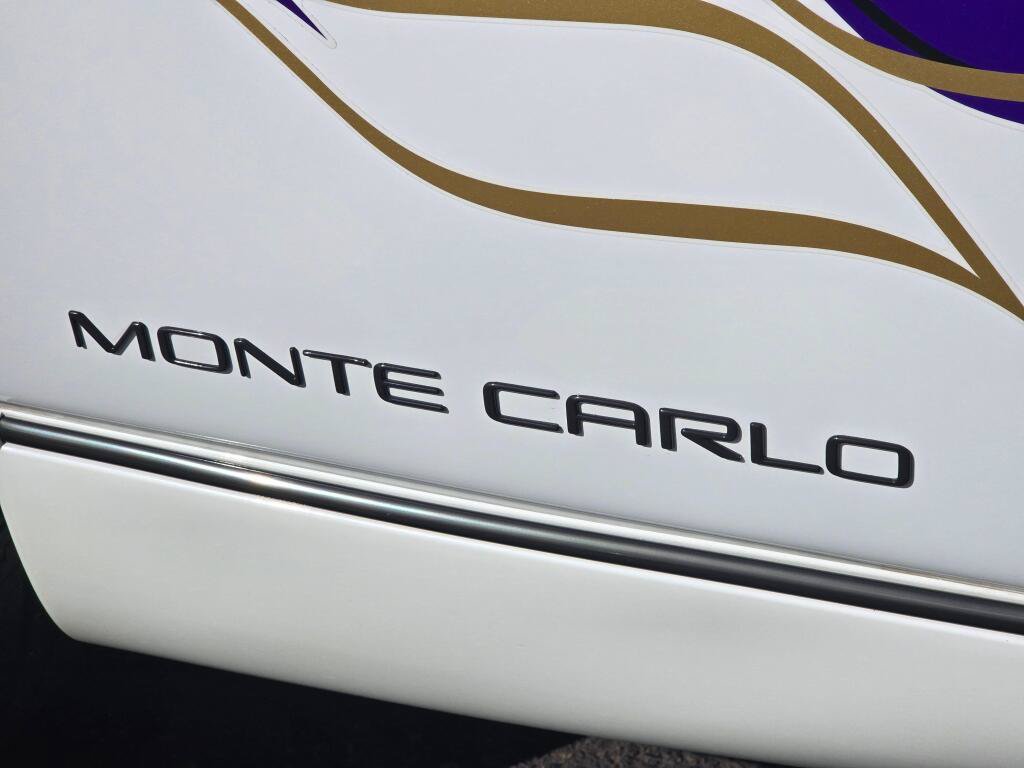 Used 1995 Chevrolet Monte Carlo Z34 FWD image 32