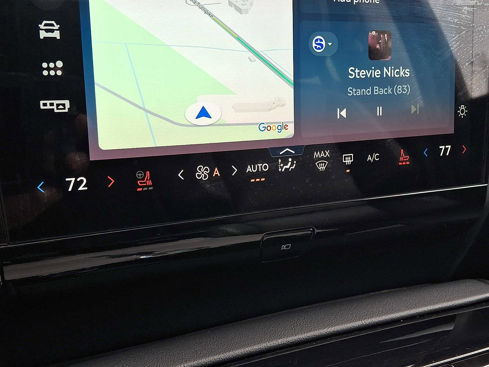 Used 2025 Lincoln Navigator Reserve image 17