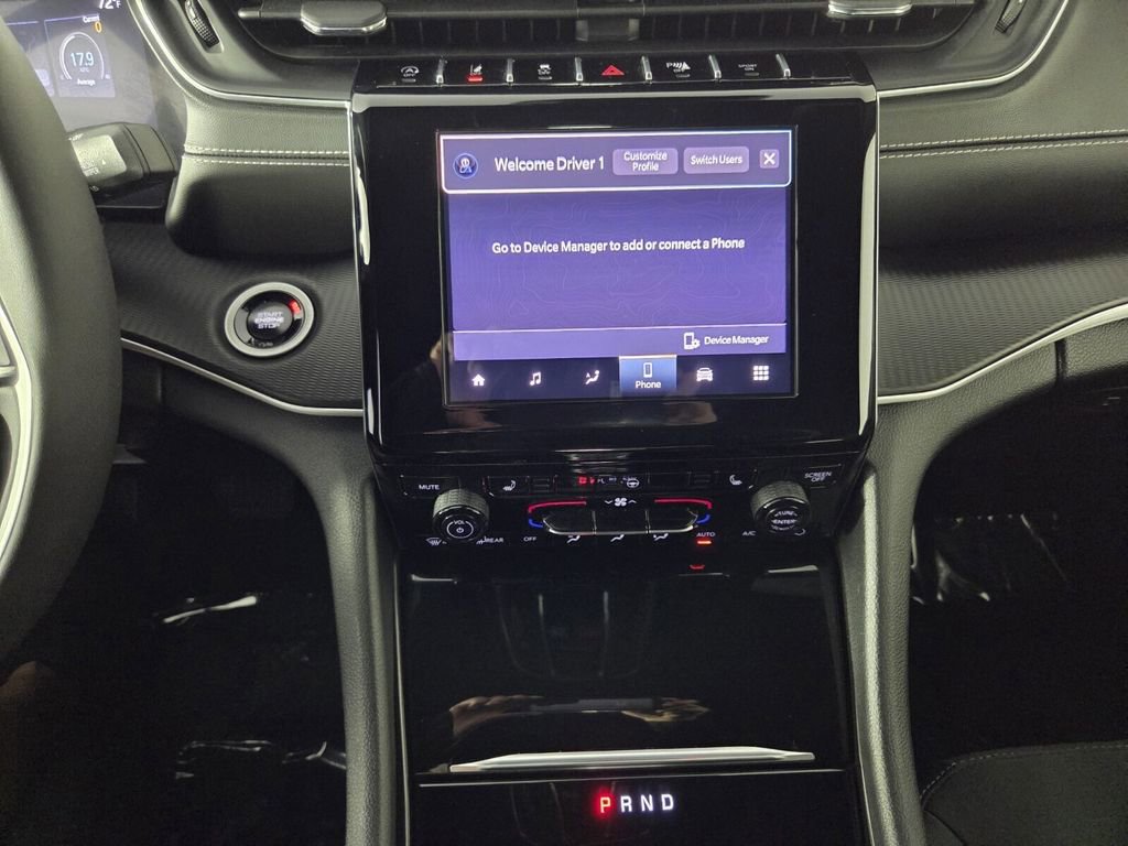 Certified 2025 Jeep Grand Cherokee Laredo w/ Luxury Tech Group I image 15