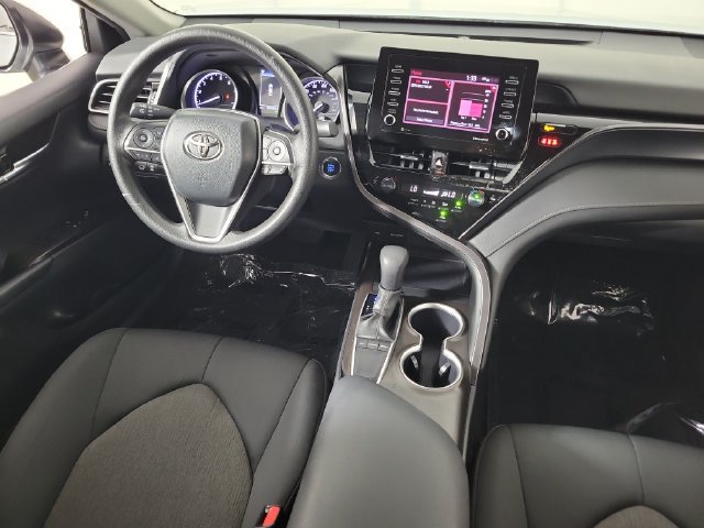 Used 2024 Toyota Camry LE w/ Convenience Package FWD image 15