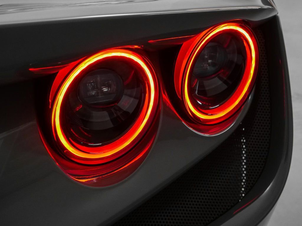 Used 2022 Ferrari F8 Tributo image 38