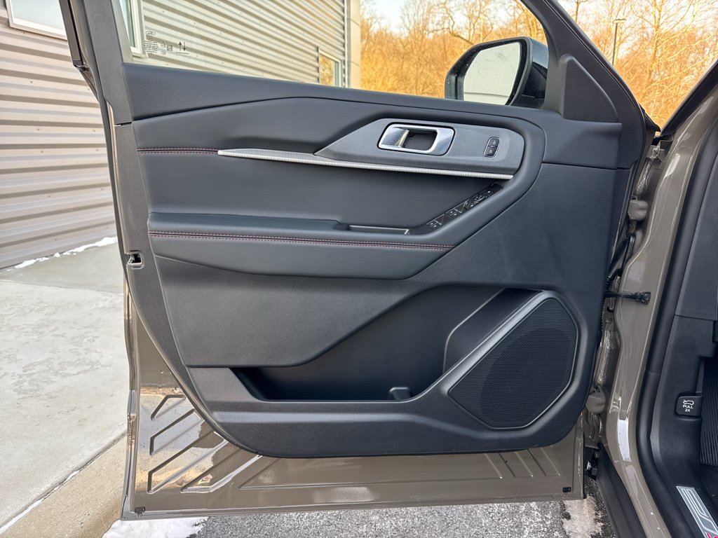 New 2026 Ford Explorer ST-Line AWD/4WD image 27