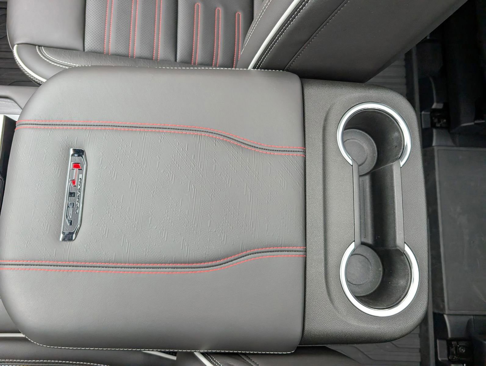 Certified 2025 GMC Yukon AT4 Ultimate w/ LPO, Floor Liner Package image 31