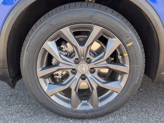 Used 2023 Acura MDX A-Spec image 13