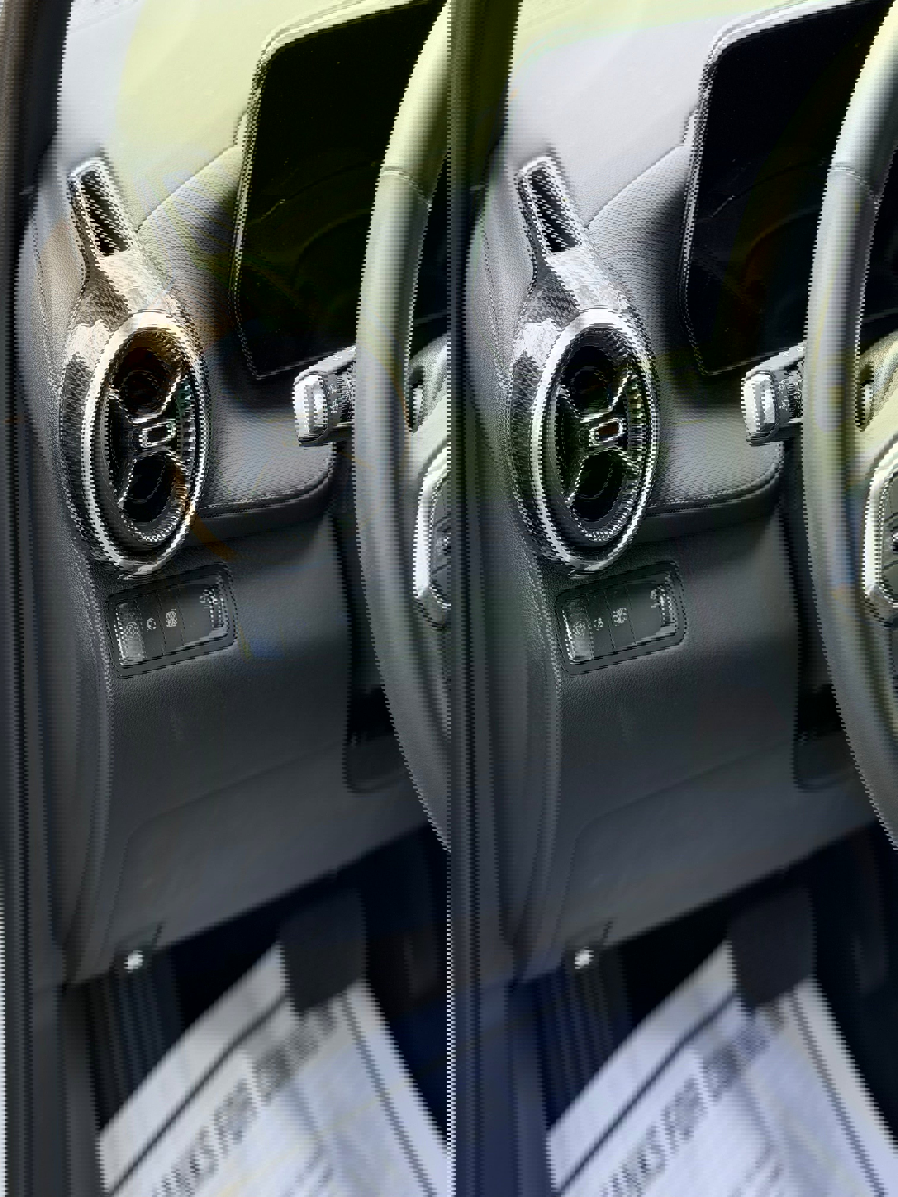 Used 2025 Chevrolet Equinox LT image 13