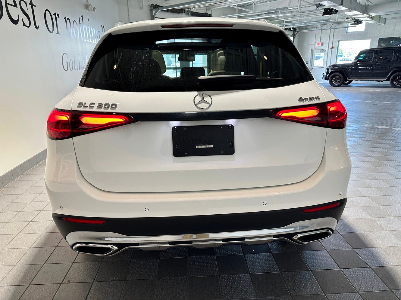 Certified 2025 Mercedes-Benz GLC 300 4MATIC image 5