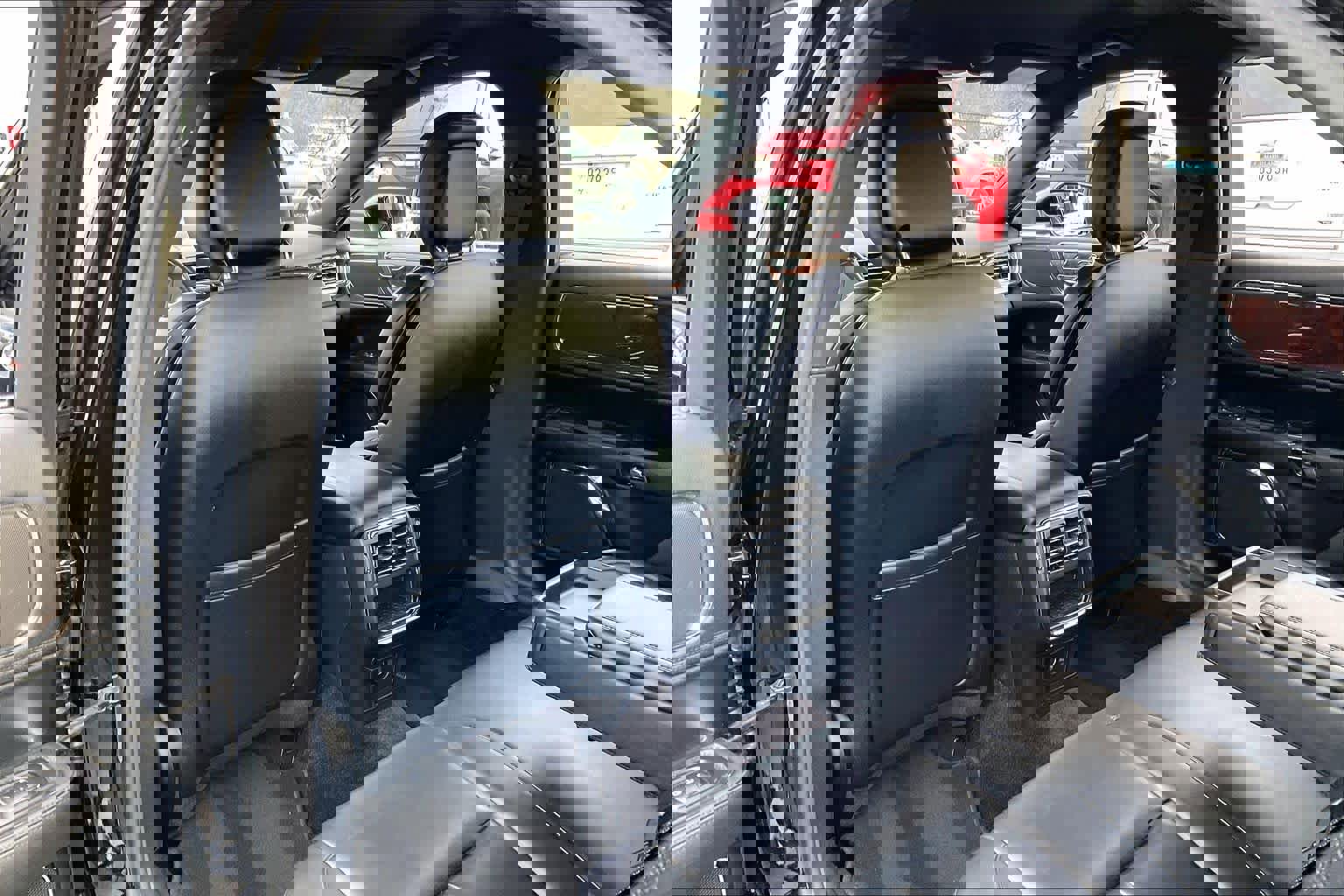 Used 2017 Lincoln Continental Premiere image 22