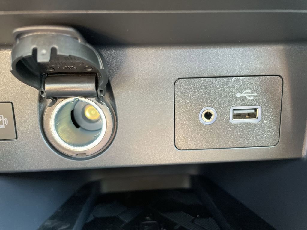 Certified 2025 Nissan Versa SV w/ Trunk Package FWD image 24