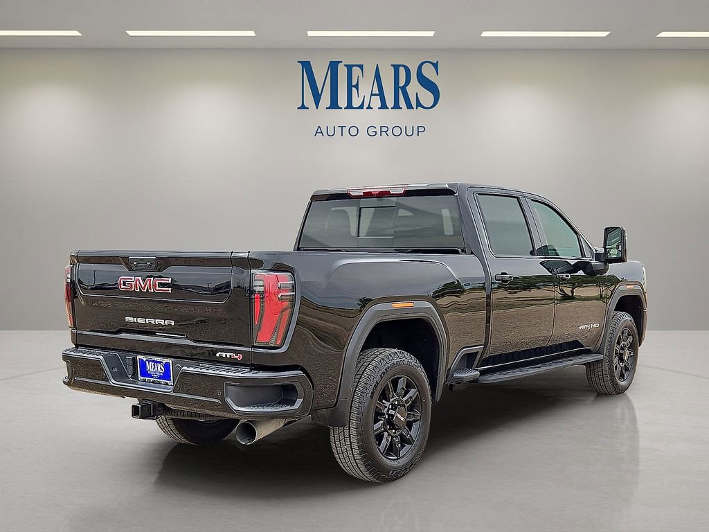 Used 2025 GMC Sierra 2500 AT4 w/ AT4 Preferred Package image 5