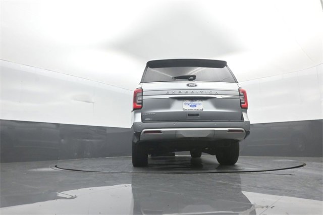 Used 2022 Ford Expedition Limited image 27
