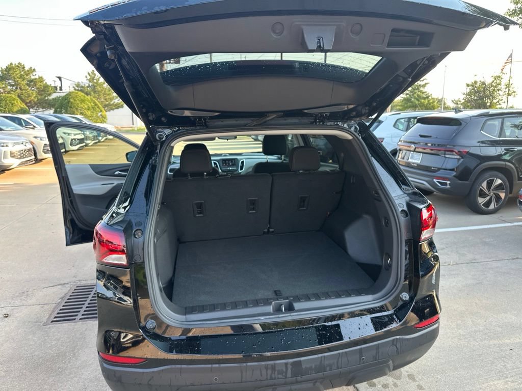 Used 2024 Chevrolet Equinox LS w/ LS Convenience Package FWD image 22