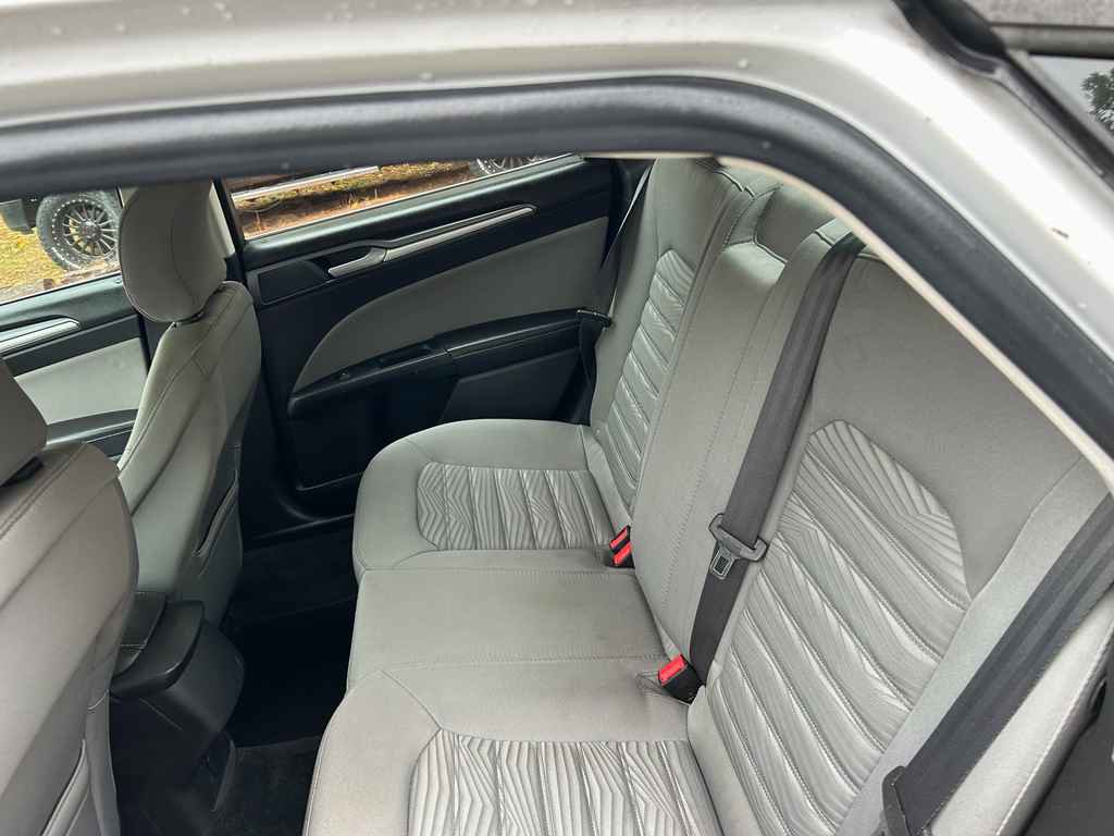 Used 2016 Ford Fusion S image 11