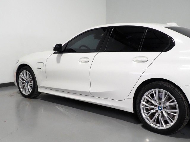 Used 2023 BMW 330e w/ Premium Package image 53