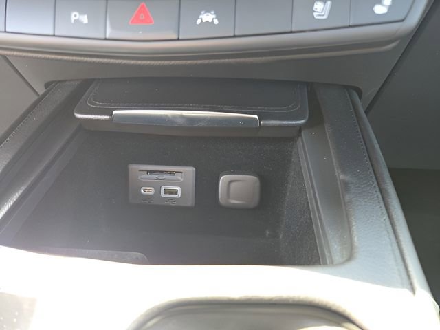 Used 2022 Cadillac XT4 Premium Luxury w/ Technology Package image 20