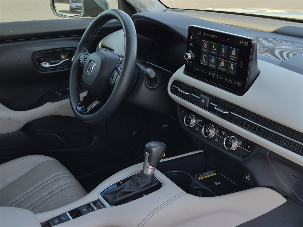 Used 2024 Honda HR-V EX-L image 9
