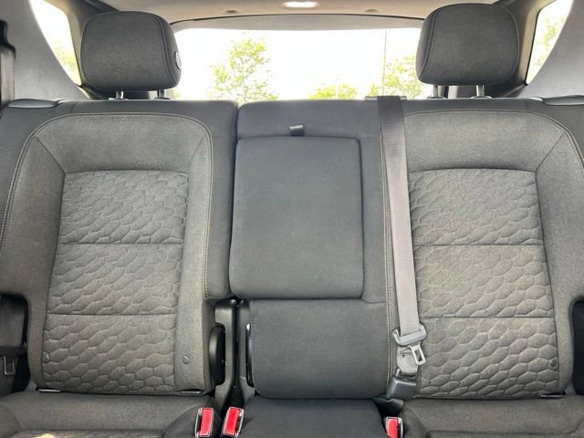 Used 2018 Chevrolet Equinox LT w/ Sun & Infotainment Package FWD image 30