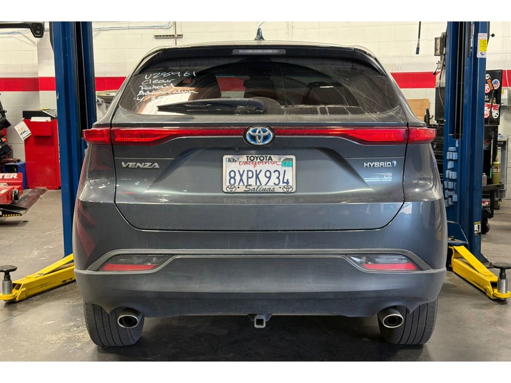 Used 2021 Toyota Venza LE AWD/4WD image 6