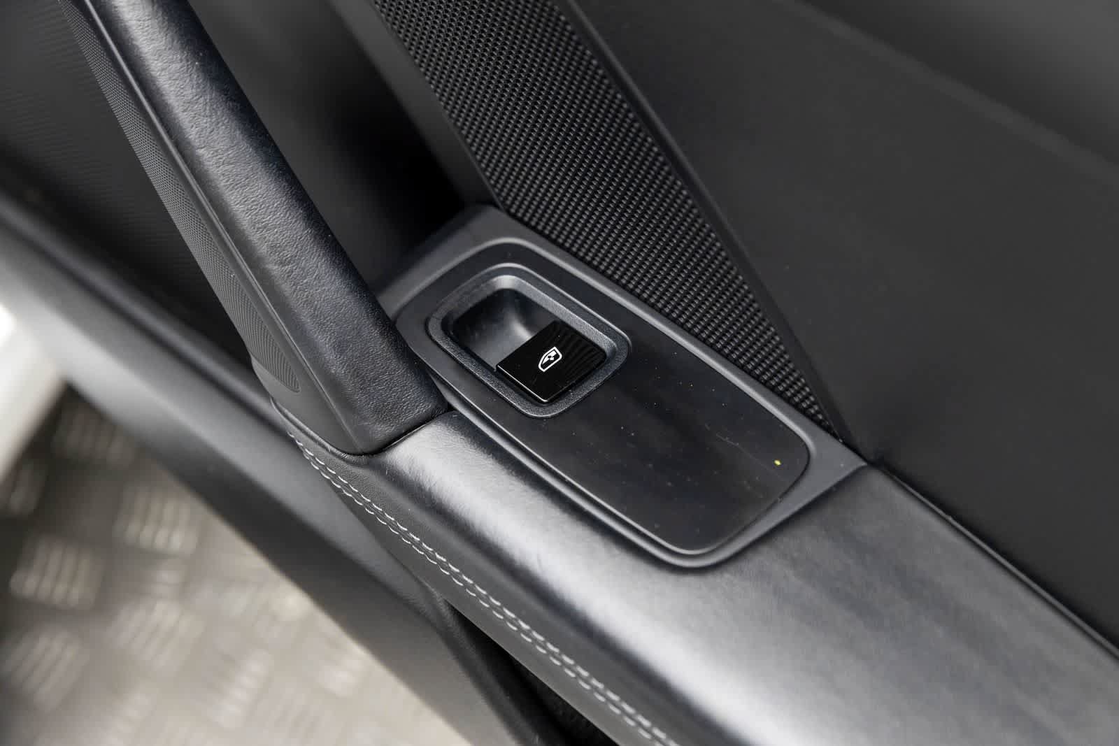 Used 2020 Porsche 911 Carrera RWD image 45