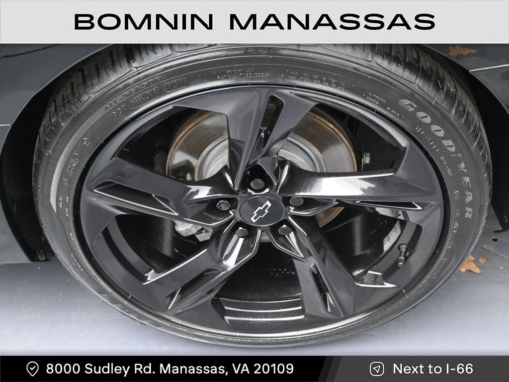 Used 2021 Chevrolet Camaro LT image 16